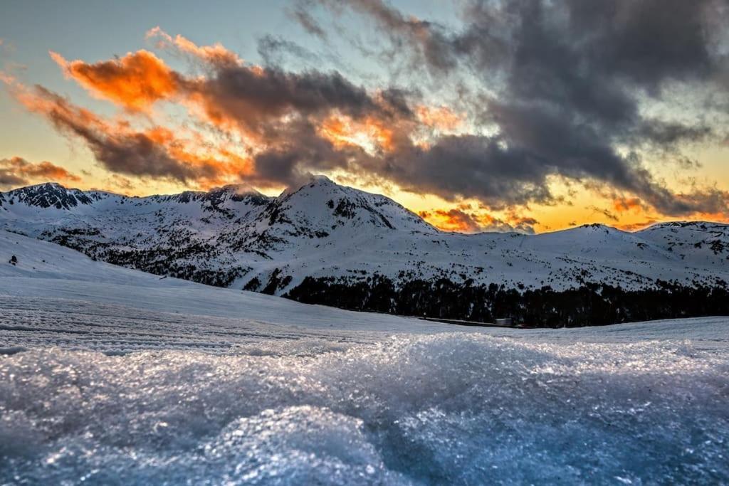 R Valle De Incles-Grandvalira Free Parking Canillo Luaran gambar
